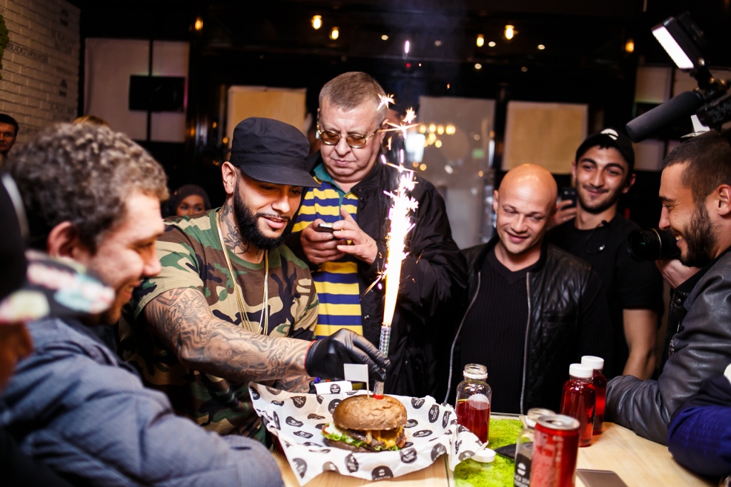 Black_Star_Burger Black_Star_Burger2.jpg